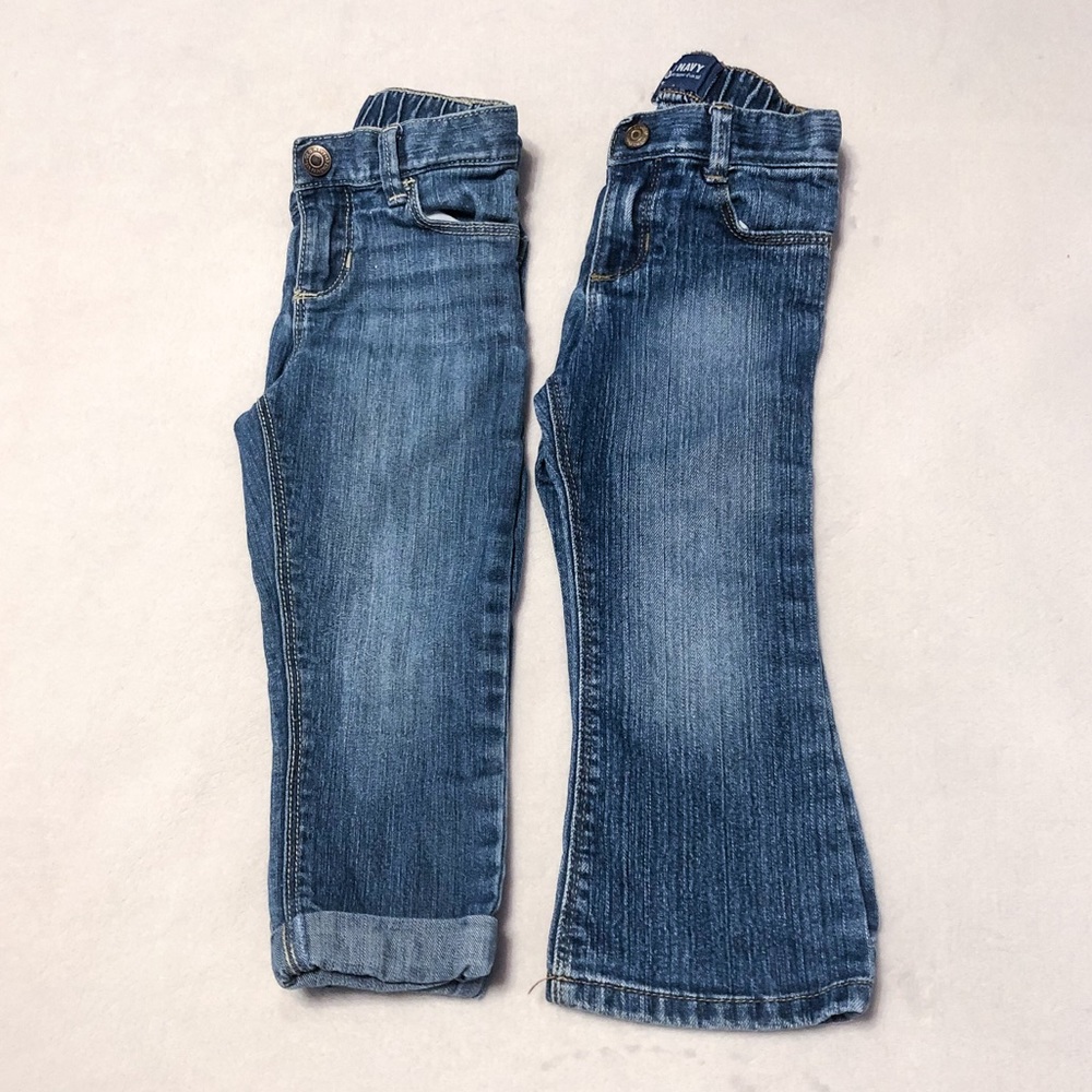 Girls Set of 2 Jeans - Old Navy 2T